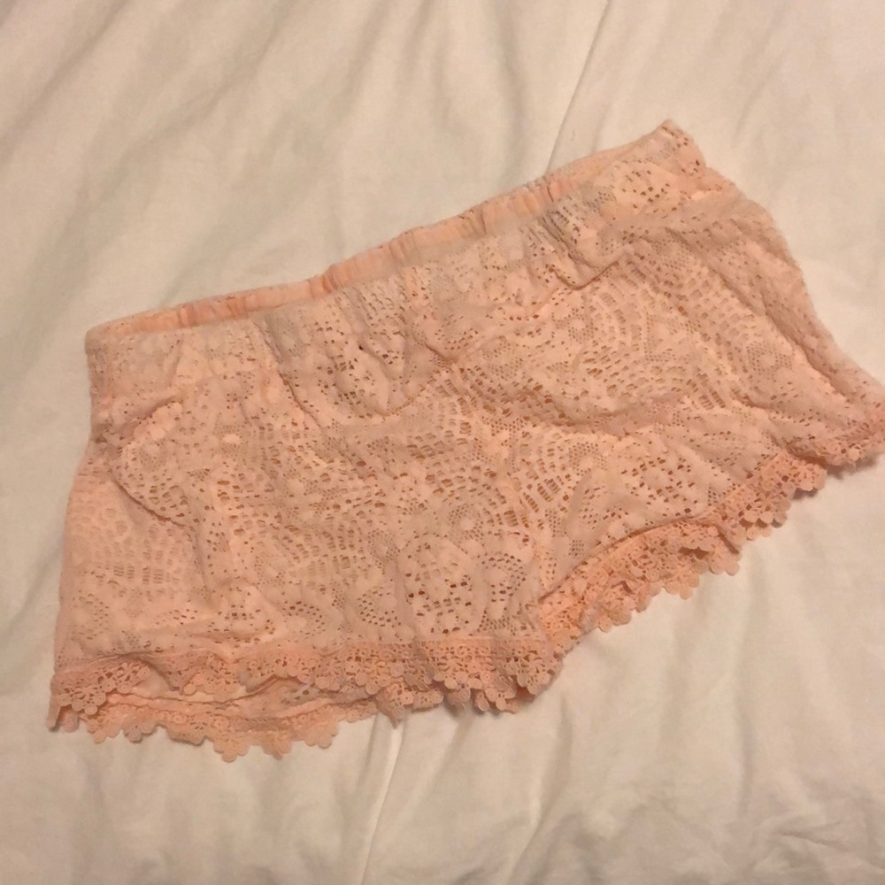 Dry goods lace pink shorts
